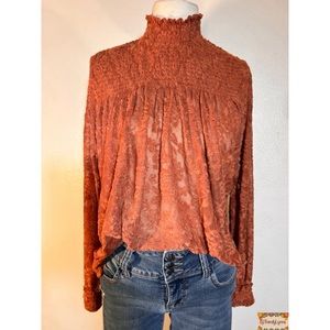 Cloud & Sky• lace blouse